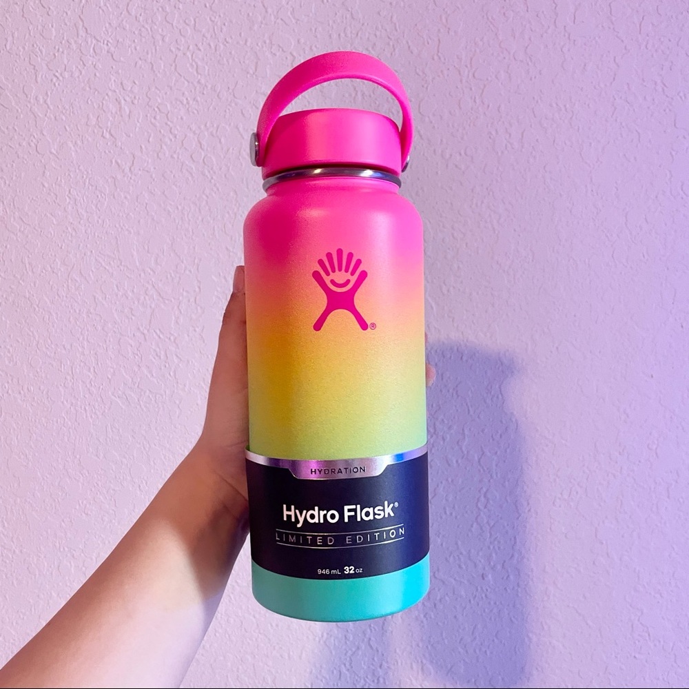 Hydro Flask Wide Mouth 32 oz in Hawaiian Rainbow